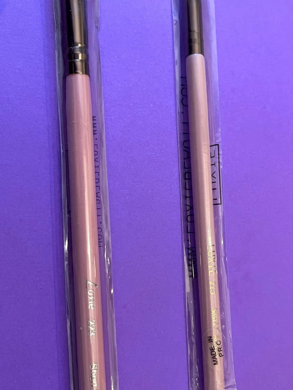 Luxie Pink and White Makeup Brush Set - Professional Face & Eye Brushes